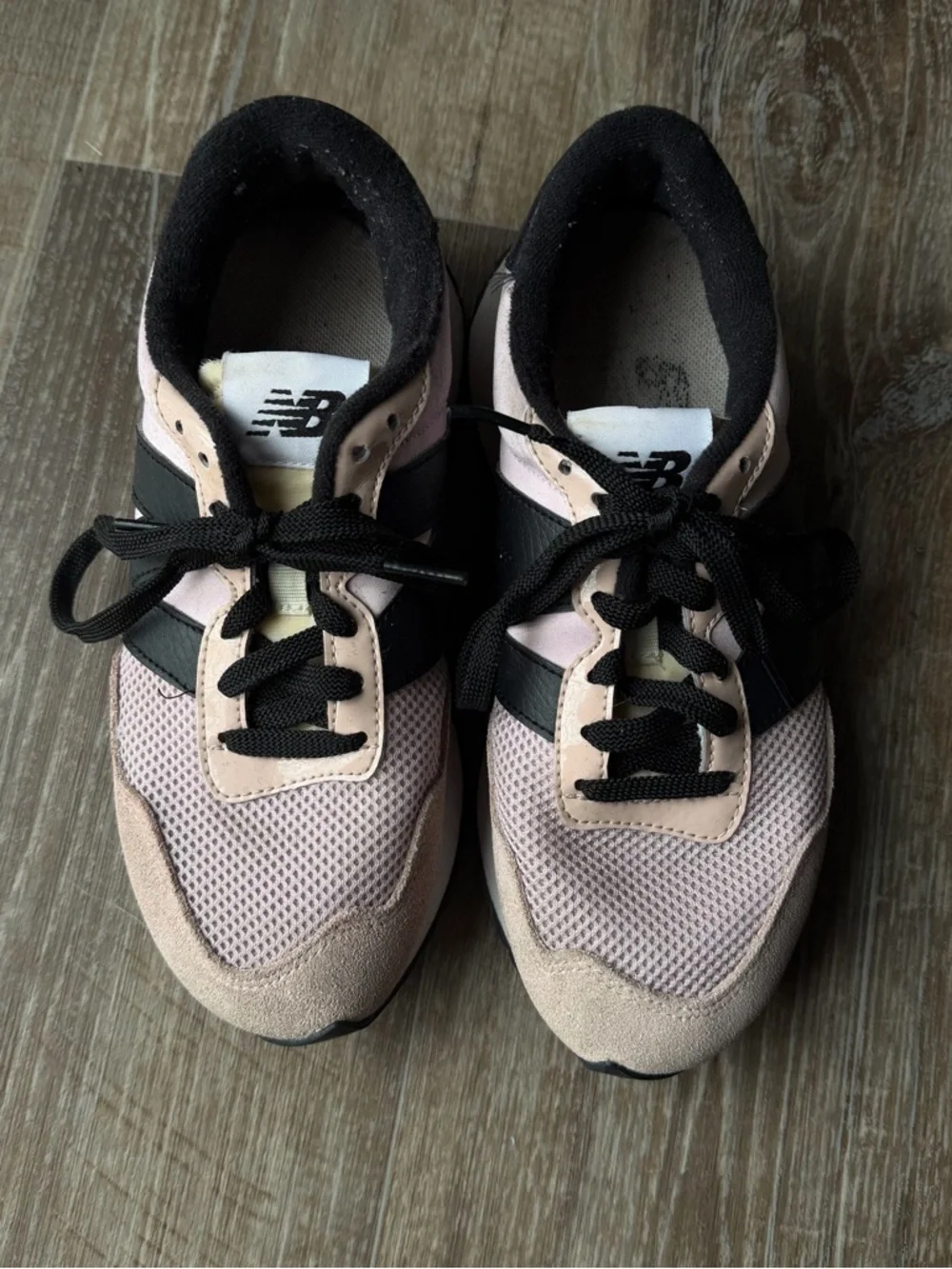 New Balance 237v1‎ Walking Shoes Women’s Size 6B Medium Pink Black